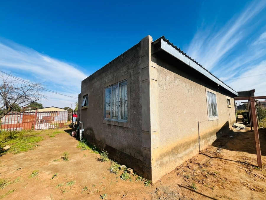 4 Bedroom Property for Sale in Grasslands Free State